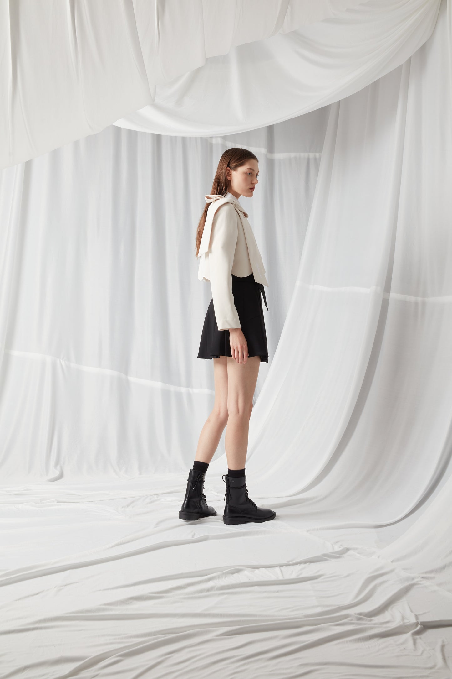 Bow Blazer - BLACK / WRITE