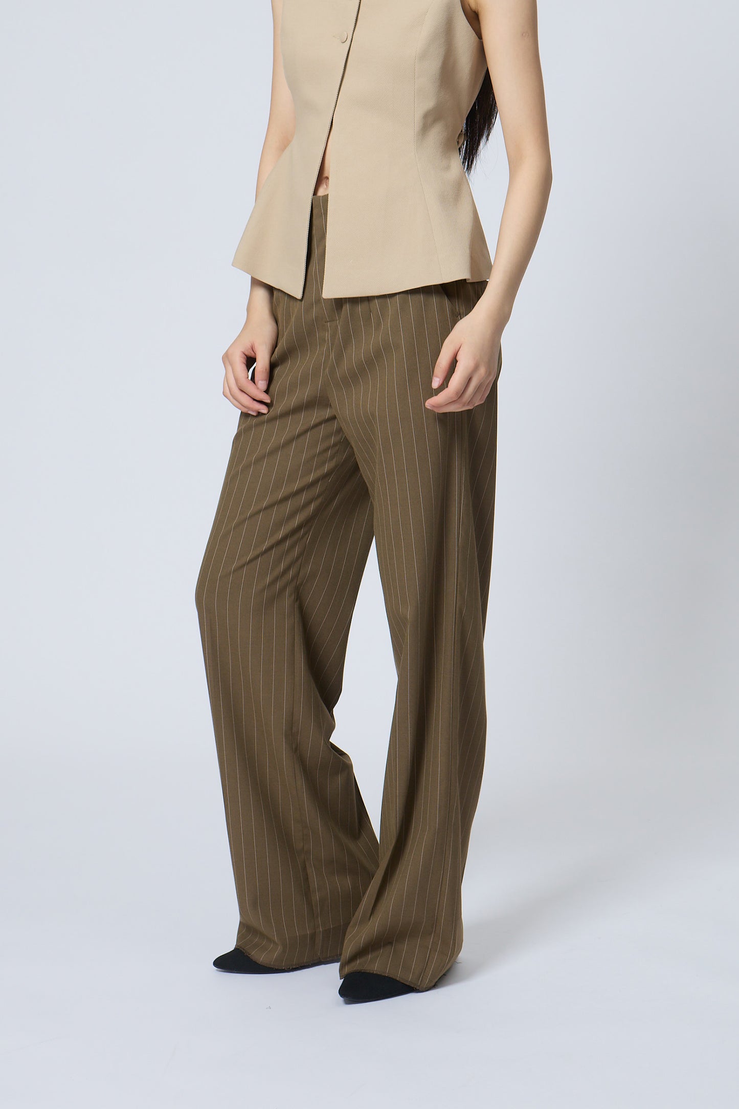 Sleek Line Wide-Leg Pants