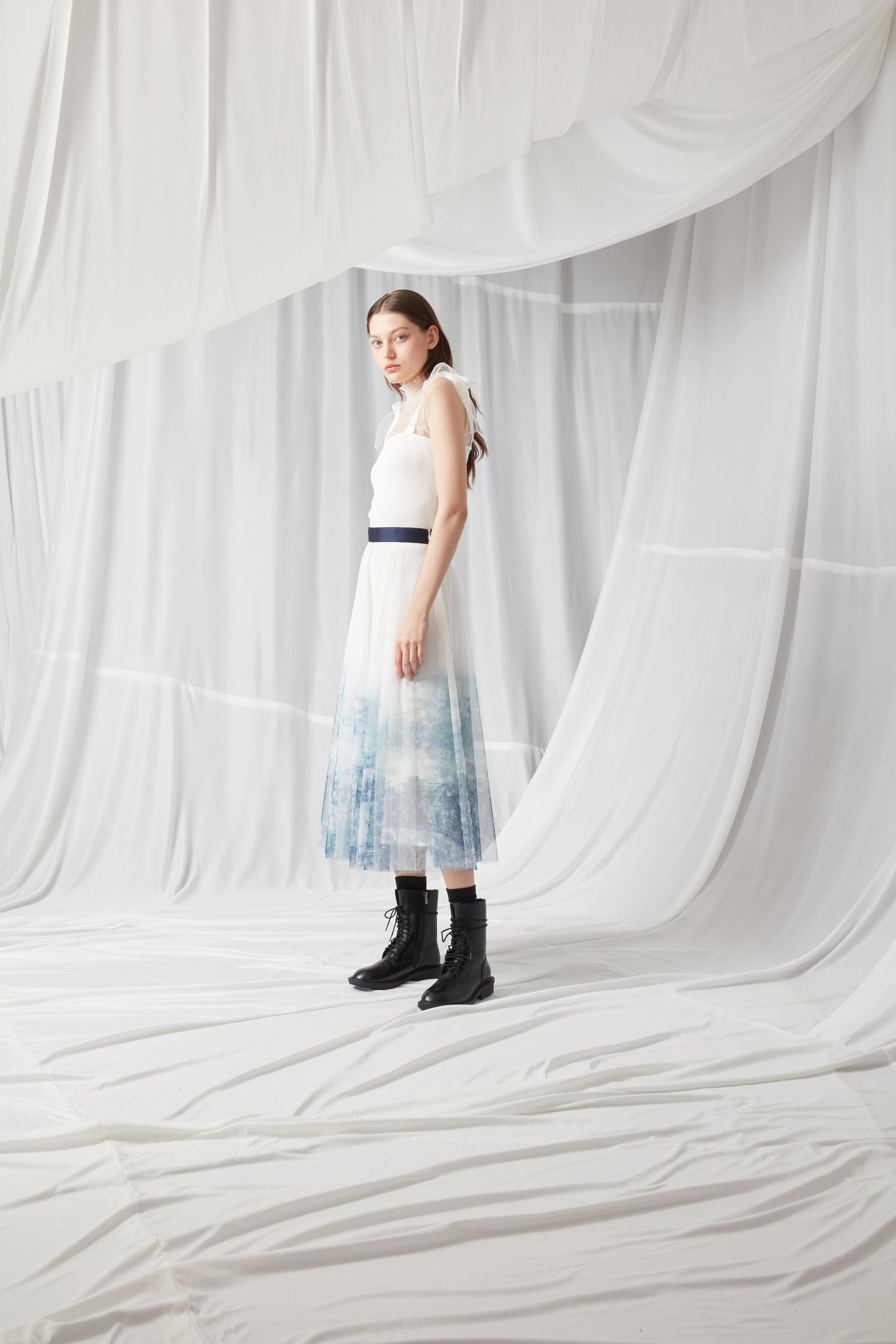 Blue Floral print skirt