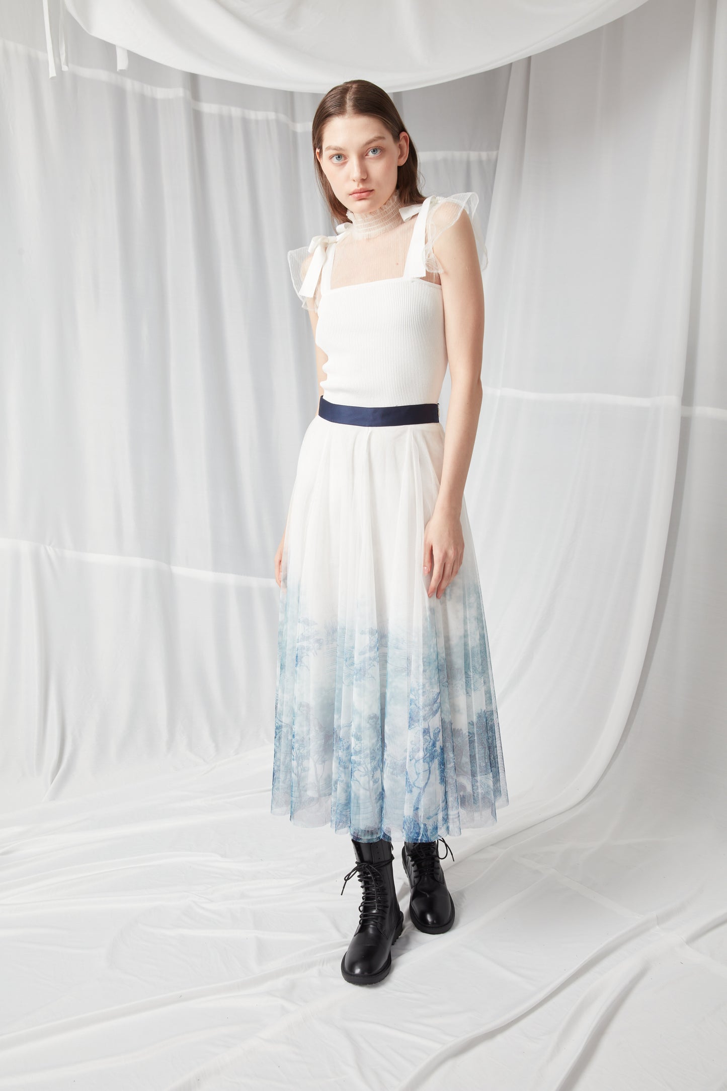 Blue Floral print skirt