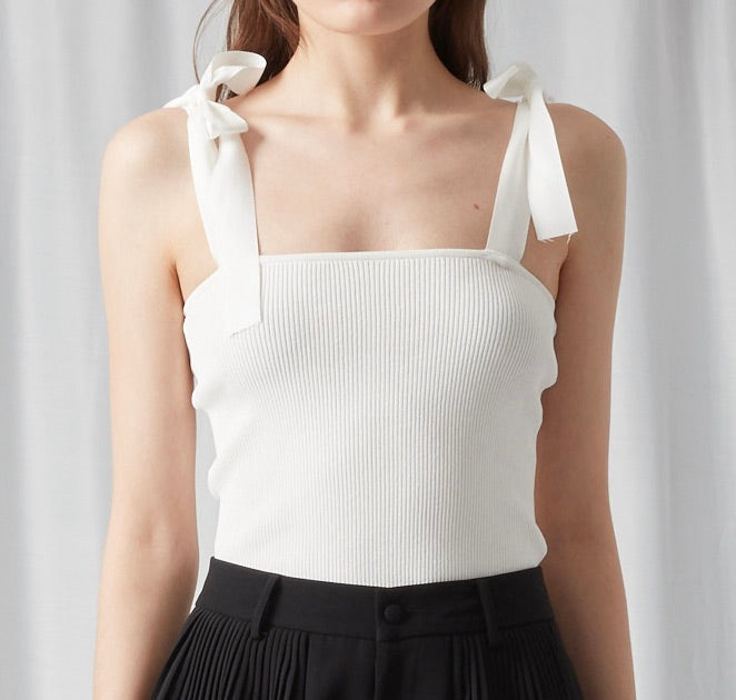 Knit Vests - BLACK / WHITE