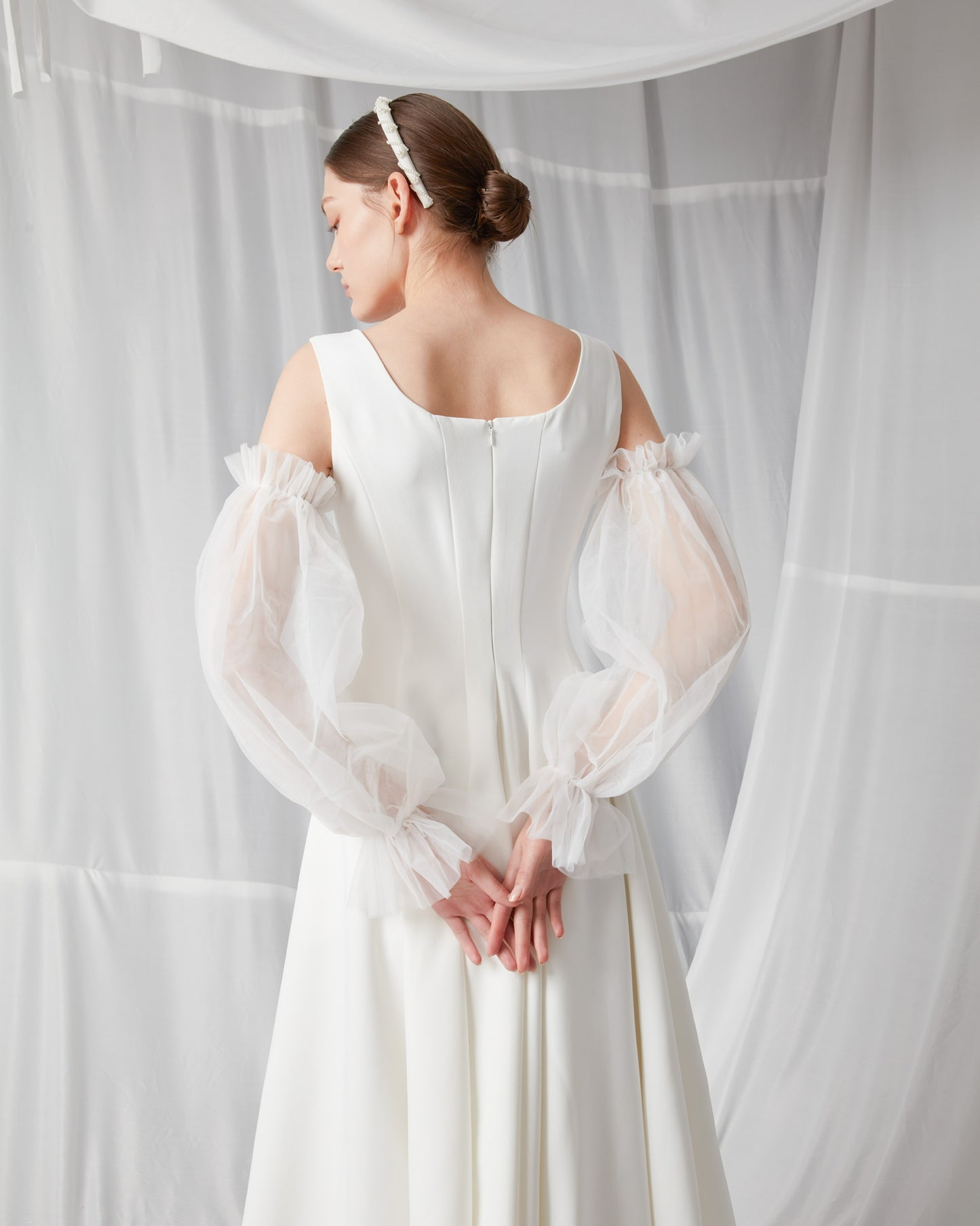 Mesh Sleeves With Ribbon