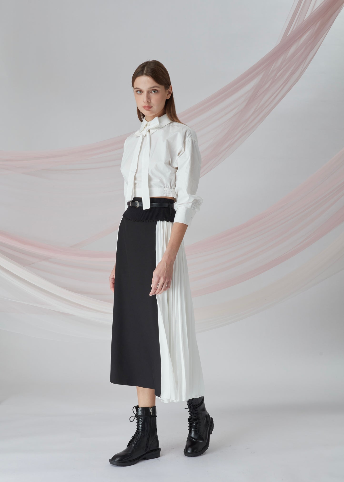 Contrast Pleated Skirt
