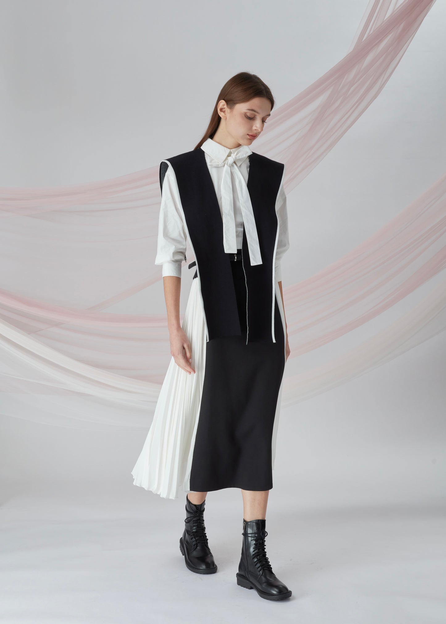 Contrast Pleated Skirt