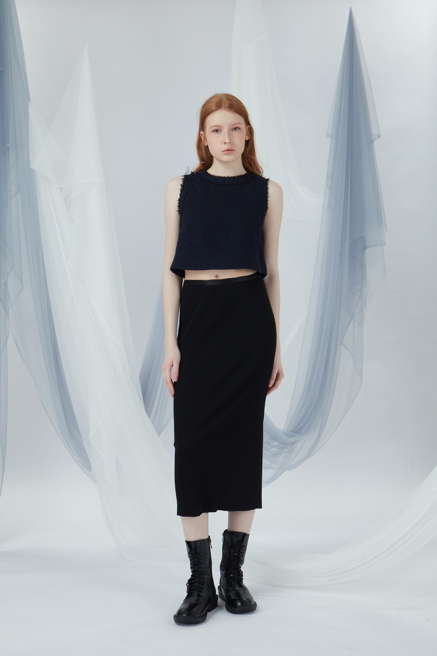Sleeveless Crop Top（Tweed)