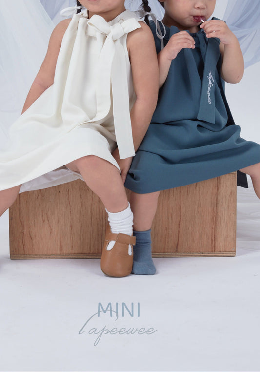 Lapeewee Mini-Ribbon Detail Dress