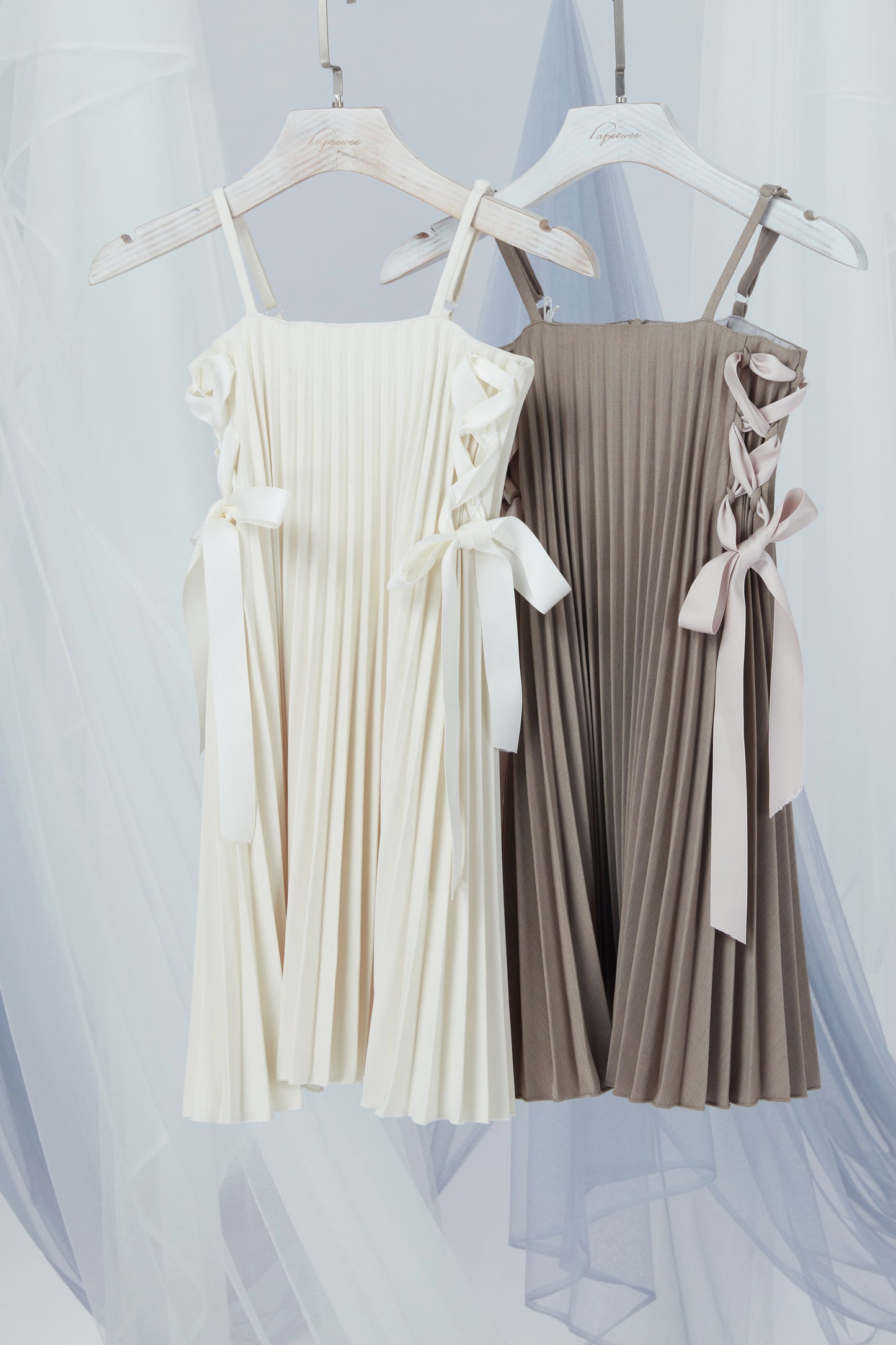 Lapeewee Mini-Ribbon Details Pleated Dress