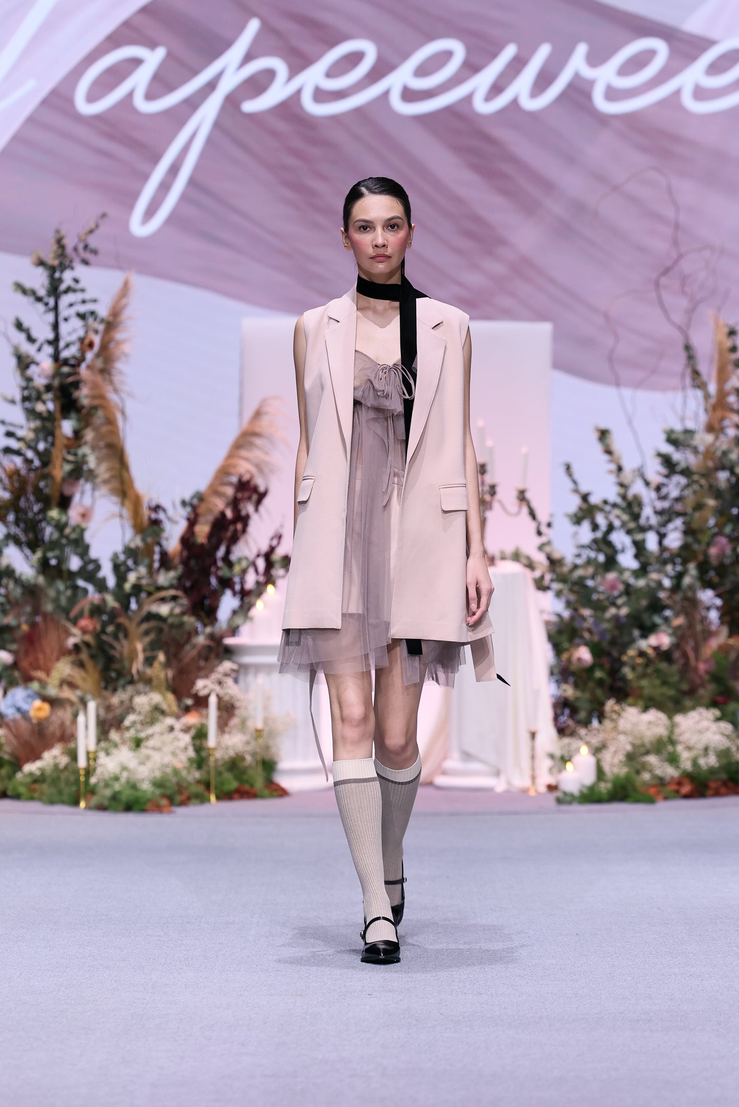 Wool Mix Sleeveless Jacket