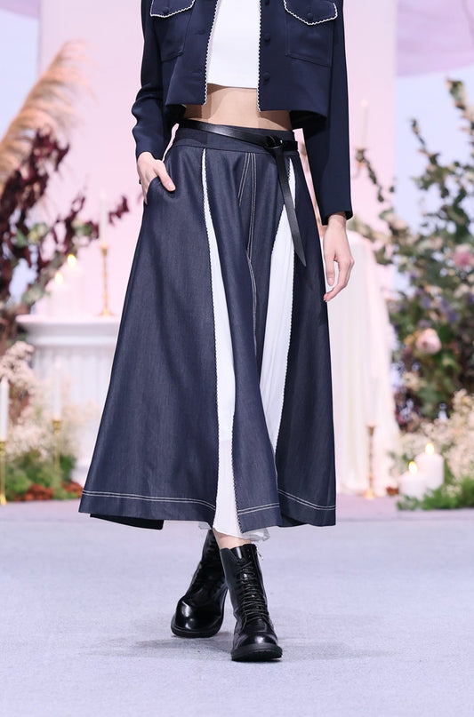Pleated Details Maxi Skirt