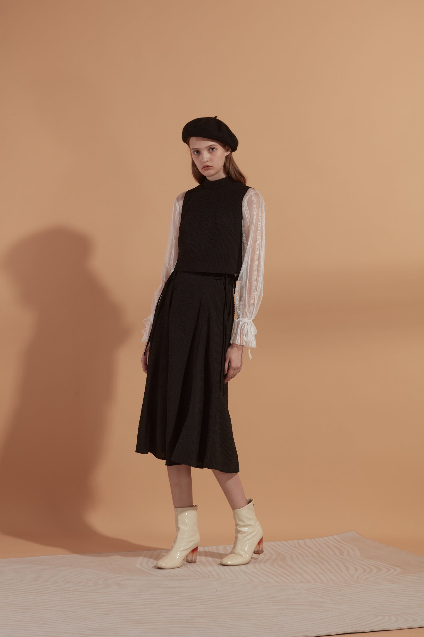 Jacquard midi skirt in black