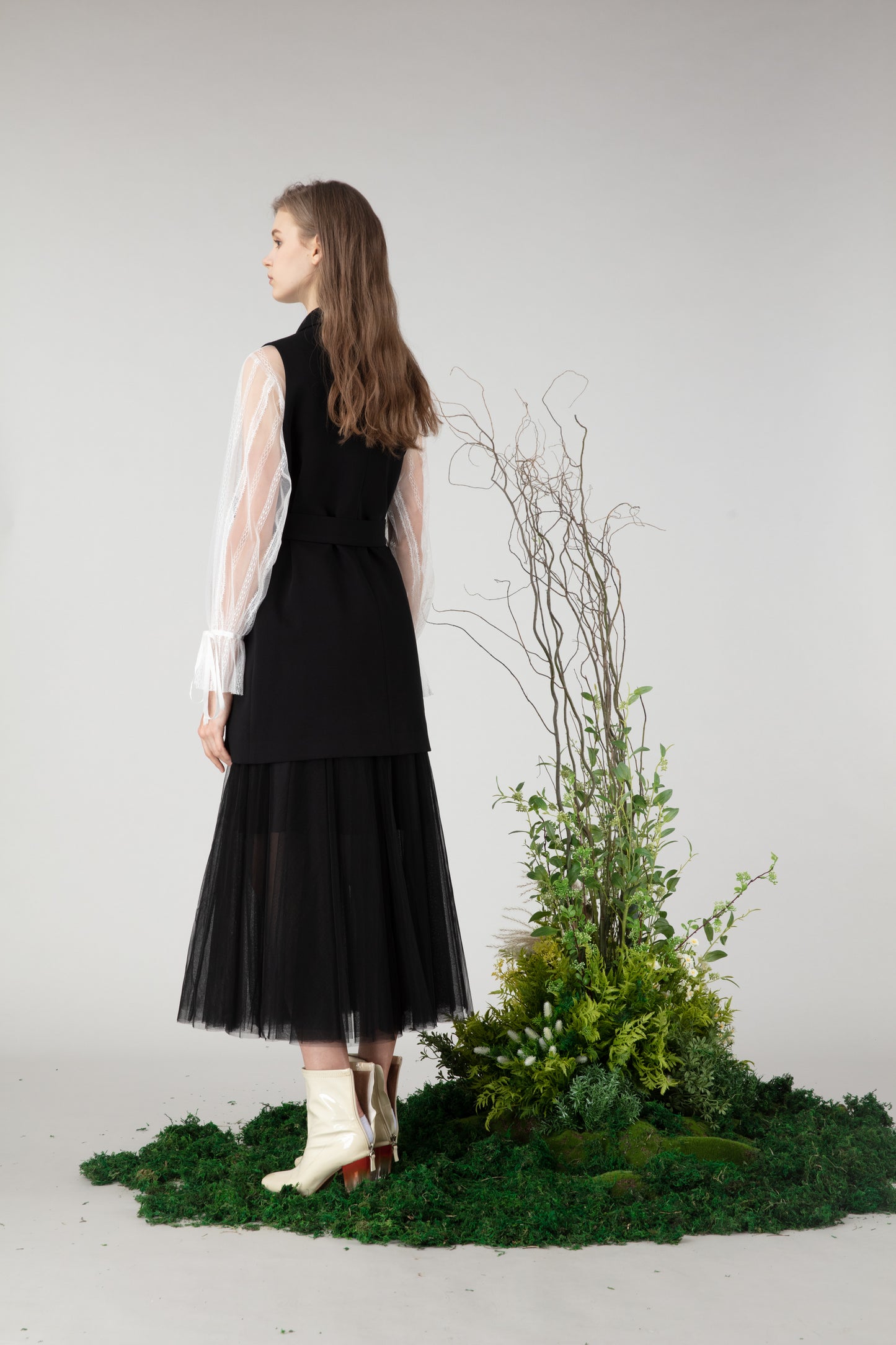 Sleeveless vest-jacket (Black color)